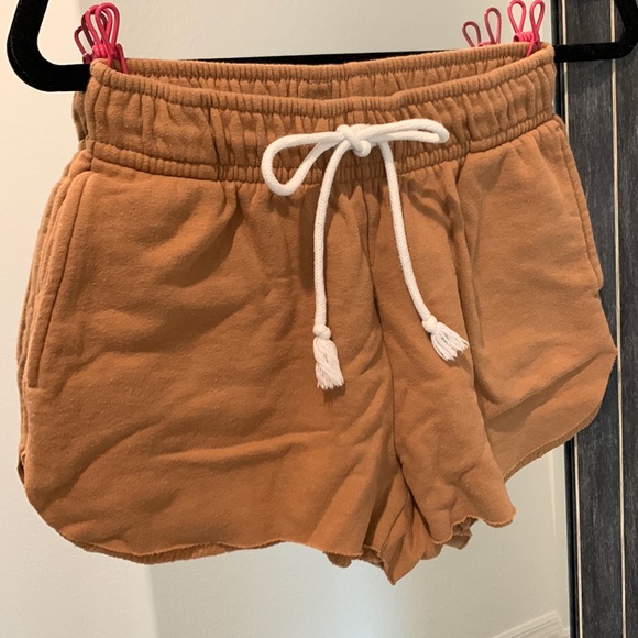 wild fable Pants - wild fable mustard/tan dolphin shorts